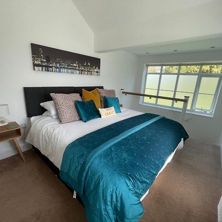The Upton Coach House Villa Birkenhead Exteriör bild
